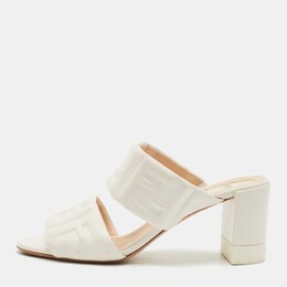 Fendi: Белые сандалии  FF