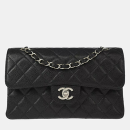 Chanel: Чёрная сумка 