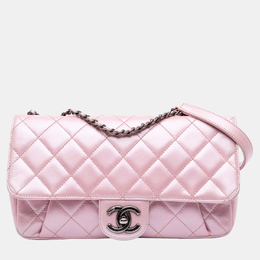 Chanel: Розовая сумка 