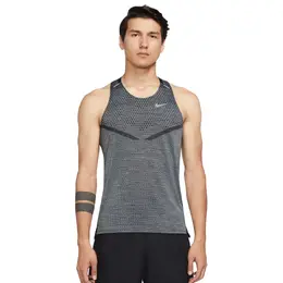 Nike: Чёрная футболка  Dri FIT