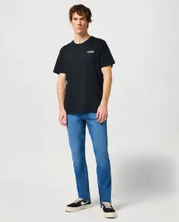 Wrangler: Джинсы  Greensboro с карманами