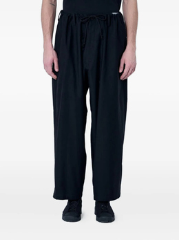 Yohji Yamamoto: Брюки с завязками на талии 