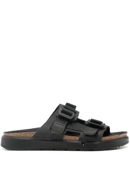 Birkenstock: Чёрные шлёпанцы 
