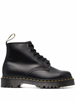 Dr. Martens: Чёрные ботинки 