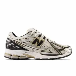New Balance: Белые кроссовки 