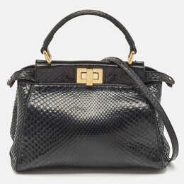 Fendi: Чёрная сумка  Peekaboo