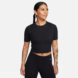 Nike: Чёрная футболка  Essentials