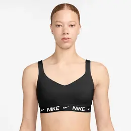 Nike: Чёрная футболка 