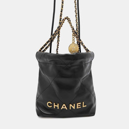 Chanel: Чёрная сумка 