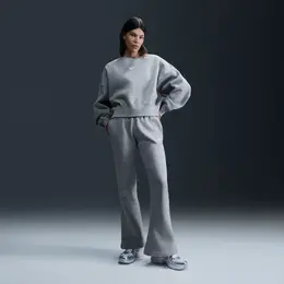 Nike: Флисовая футболка  Sportswear