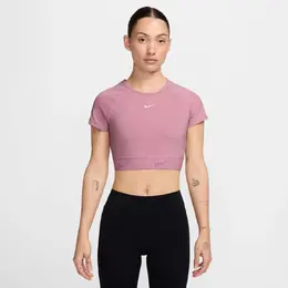 Nike: Летняя футболка 