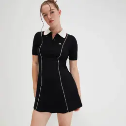 Ellesse: Чёрное платье 