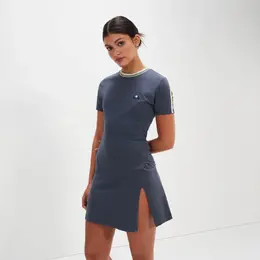 Ellesse: Синее платье 