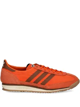 adidas: Оранжевые кроссовки 