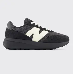 New Balance: Чёрные кроссовки 