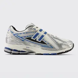 New Balance: Белые кроссовки 