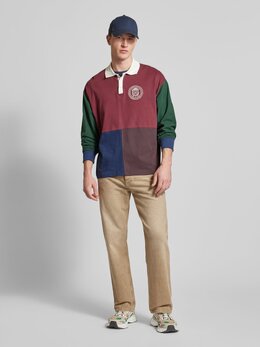 Tommy Jeans: Прямые джинсы 