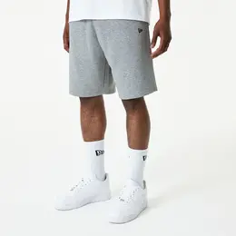NEW ERA: Серые шорты  Essentials
