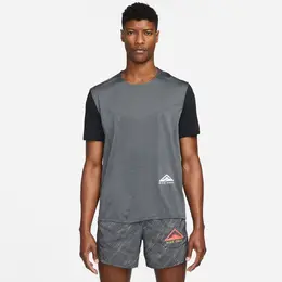 Nike: Чёрная футболка  Dri FIT