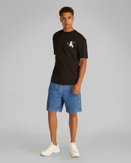 Calvin Klein Jeans: Джинсовые шорты 
