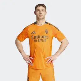 Adidas: Оранжевая футболка 