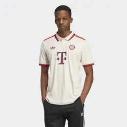 Adidas: Бежевая футболка 