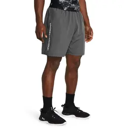 Under Armour: Тёмные шорты 