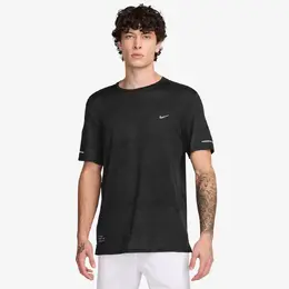 Nike: Чёрная футболка  Running