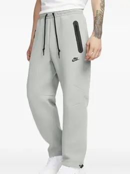 Nike: Флисовые брюки  Tech Fleece