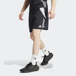 Adidas: Чёрные шорты  Tiro