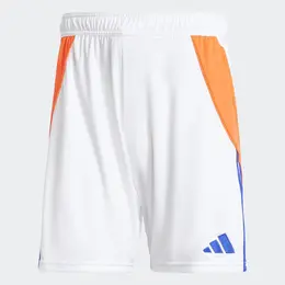 Adidas: Белые шорты  Tiro