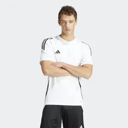 Adidas: Белая футболка  Tiro