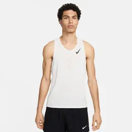 Nike: Белая футболка 