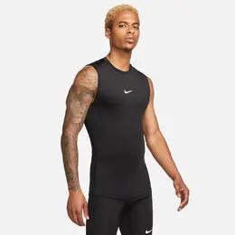 Nike: Чёрная футболка 