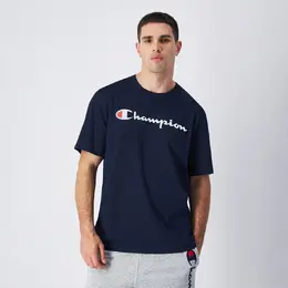 Champion: Тёмная футболка 