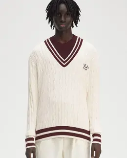 Fred Perry: Трикотажный свитер 
