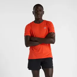 New Balance: Красная футболка 