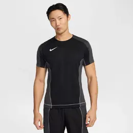 Nike: Чёрная футболка 
