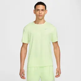 Nike: Жёлтая футболка 