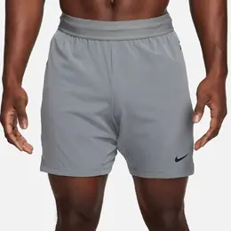 Nike: Серые шорты 
