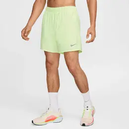 Nike: Жёлтые шорты 