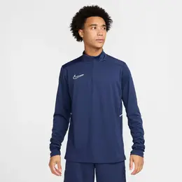 Nike: Тёмная футболка 