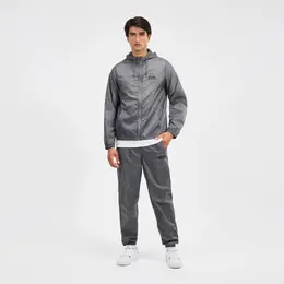 Ellesse: Спортивная куртка 