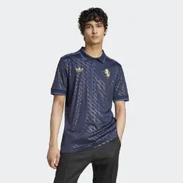 Adidas: Тёмная футболка 