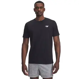 Under Armour: Чёрная футболка 