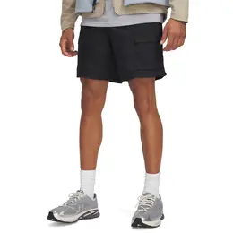 Under Armour: Чёрные шорты 