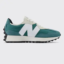 New Balance: Зелёные кроссовки 