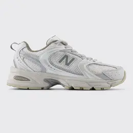 New Balance: Серые кроссовки 
