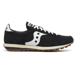 Saucony: Чёрные кроссовки 