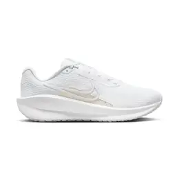 Nike: Белые кроссовки 